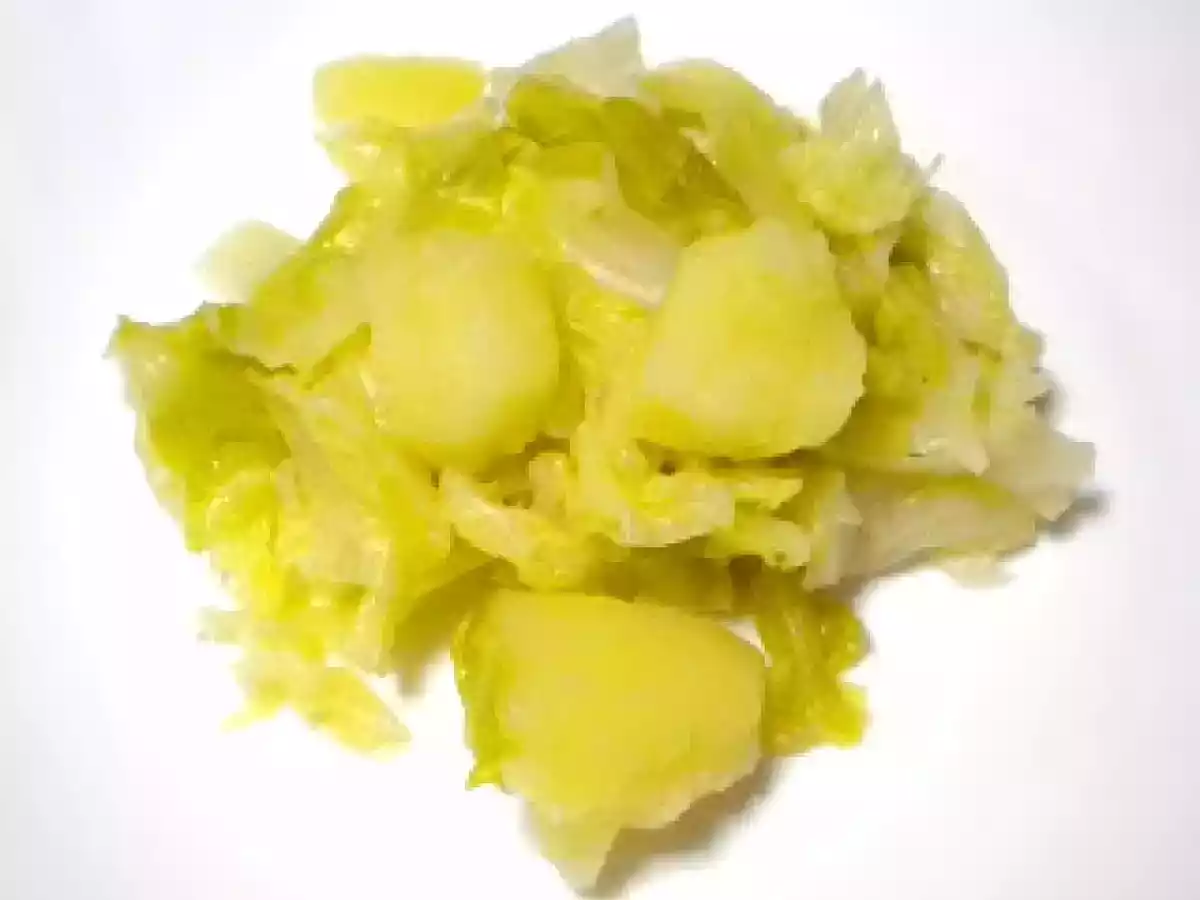 CAVOLO-VERZA E PATATE DI CASA MIA - foto 3