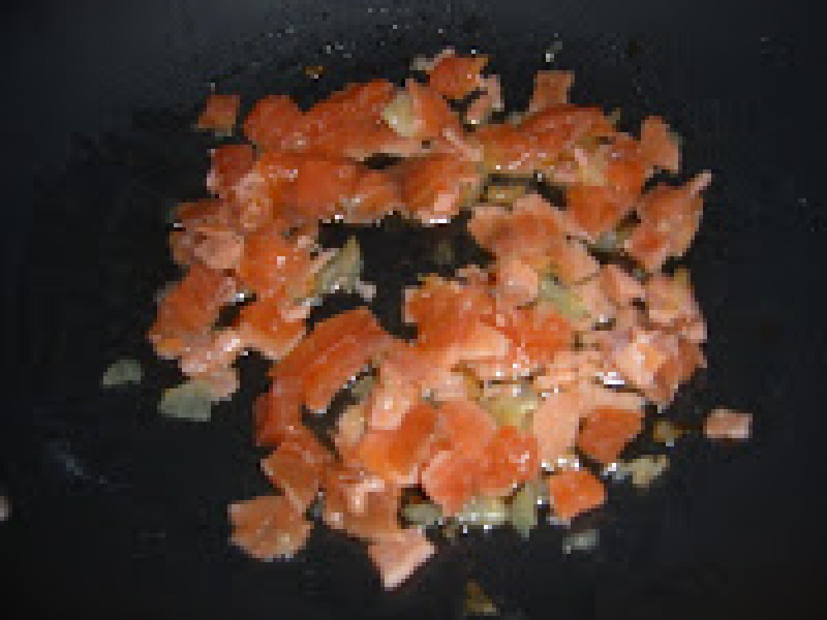 CELLENTANI CON SALMONE E BESCIAMELLA - foto 8