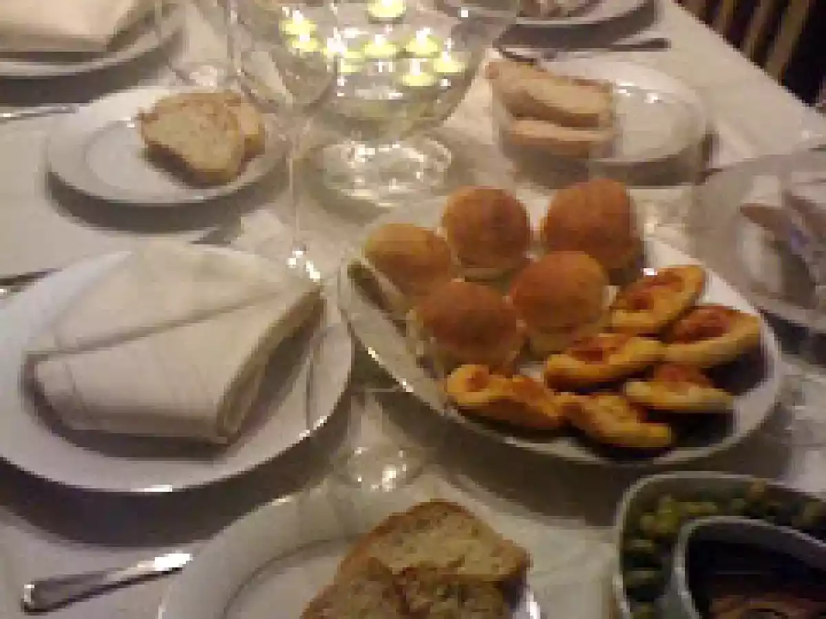 CENA TRA AMICI - foto 3