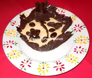 Cestini di cioccolato con mousse al caffé