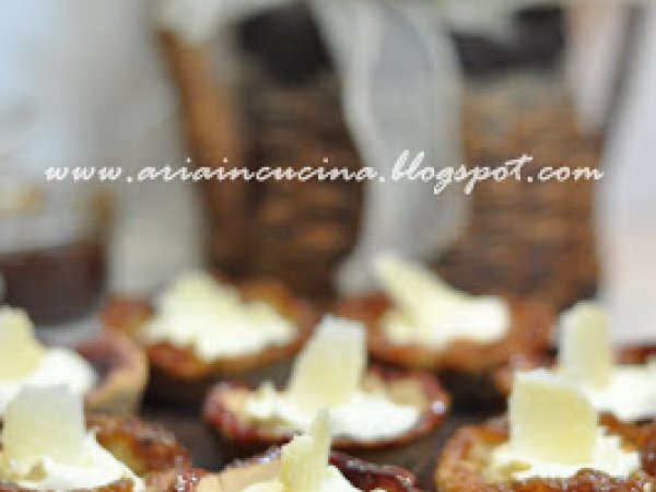 Cestini rustici al mascarpone salato e salsa di amarene e cipolle, foto 2
