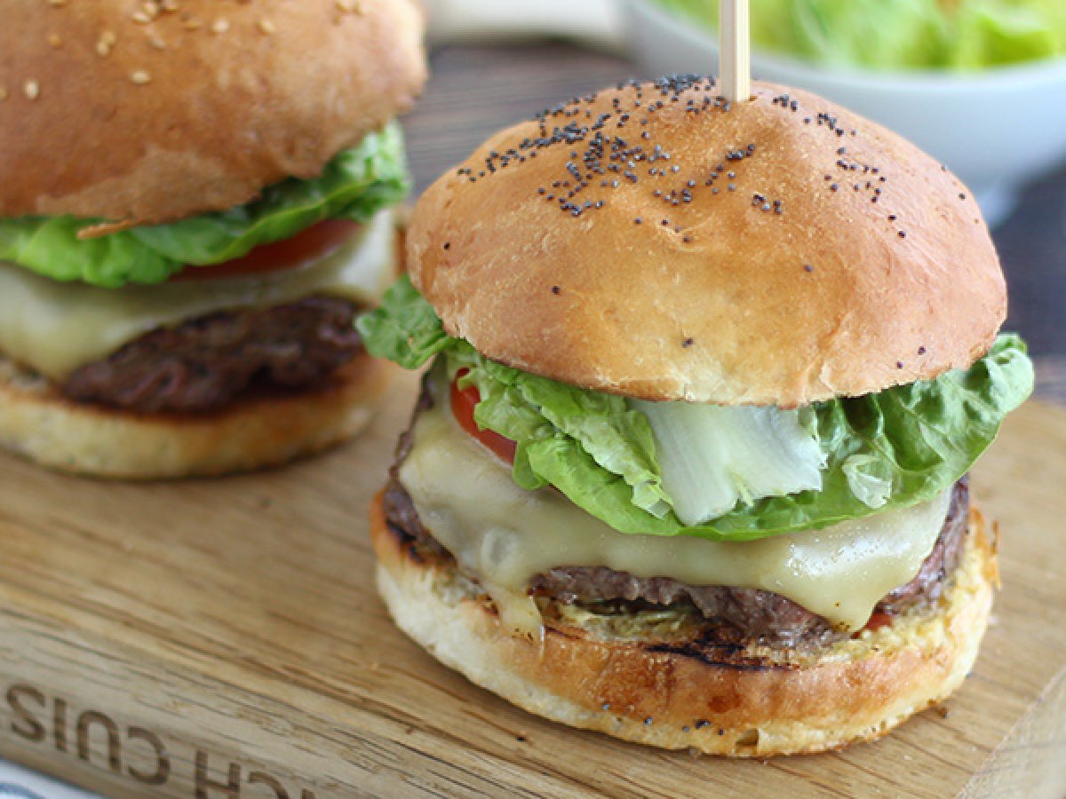 CheeseBurger fatto in casa - foto 2
