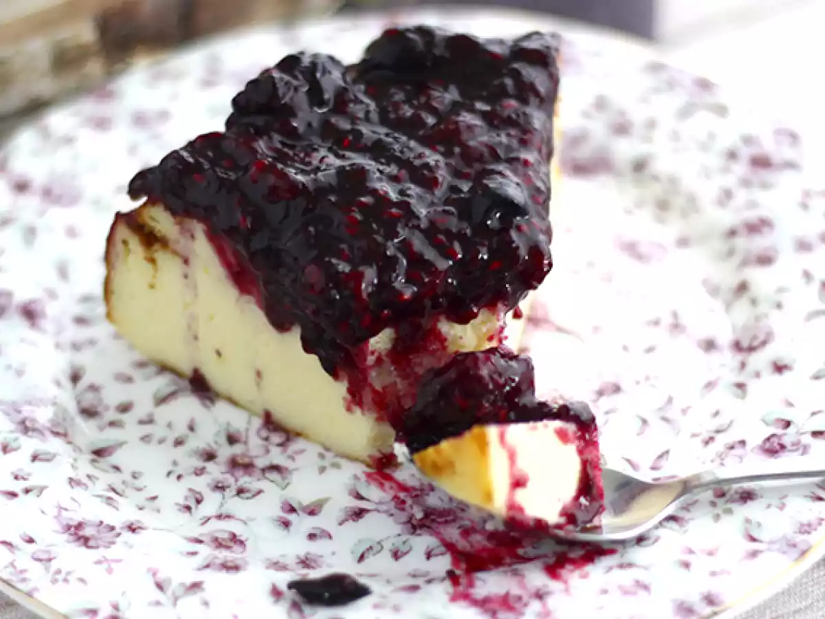 Cheesecake con latte condensato e frutti rossi - foto 4