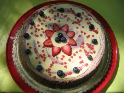 Cheesecake marmorizzata ai mirtilli e fragole