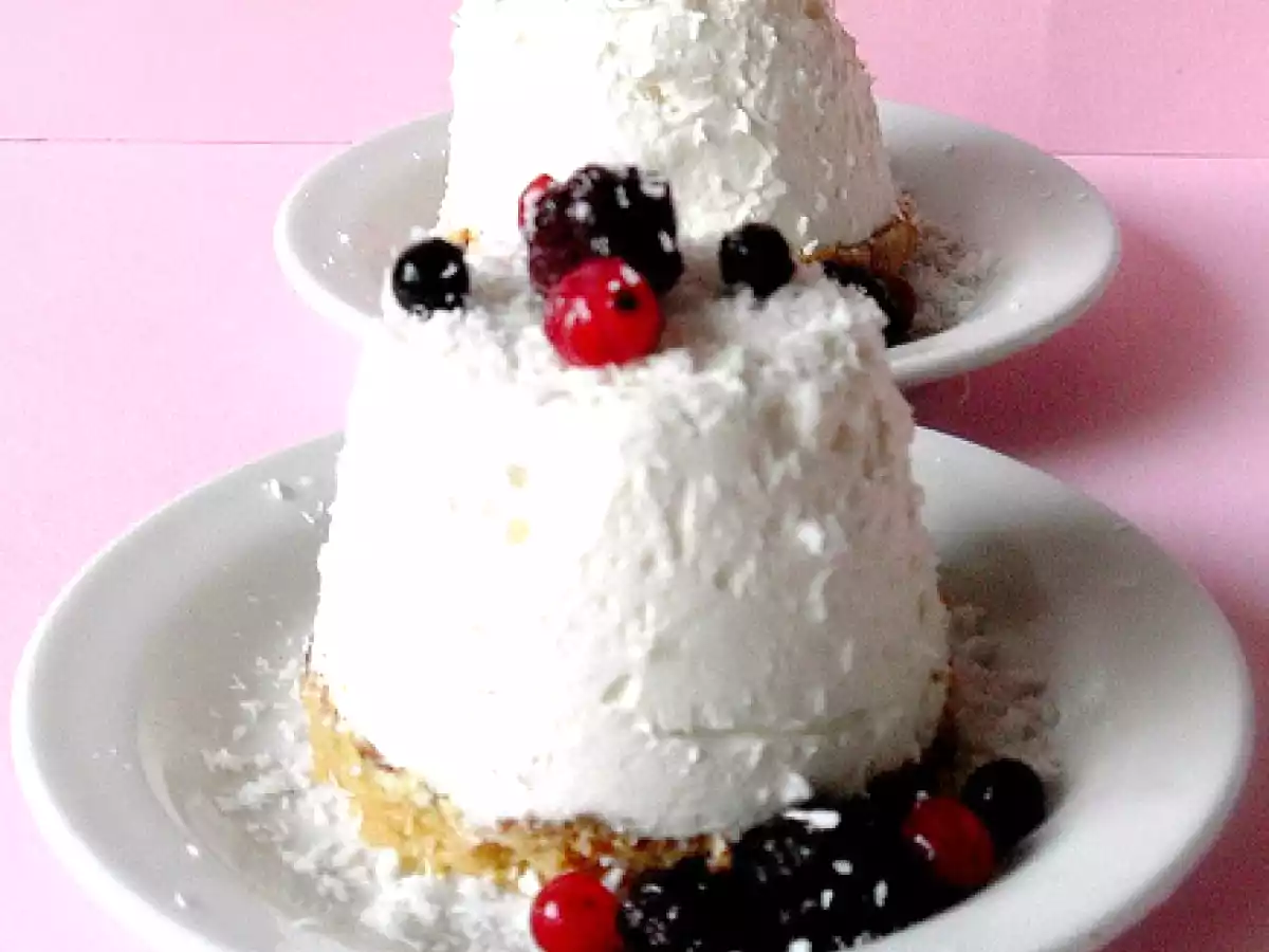 Cheesecake monoporzione con cocco e ricotta