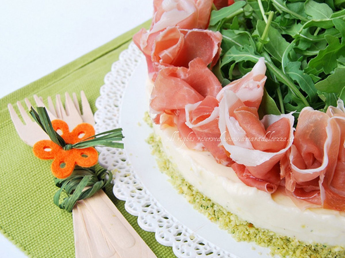 Cheesecake stracchino, crudo e rucola - foto 2