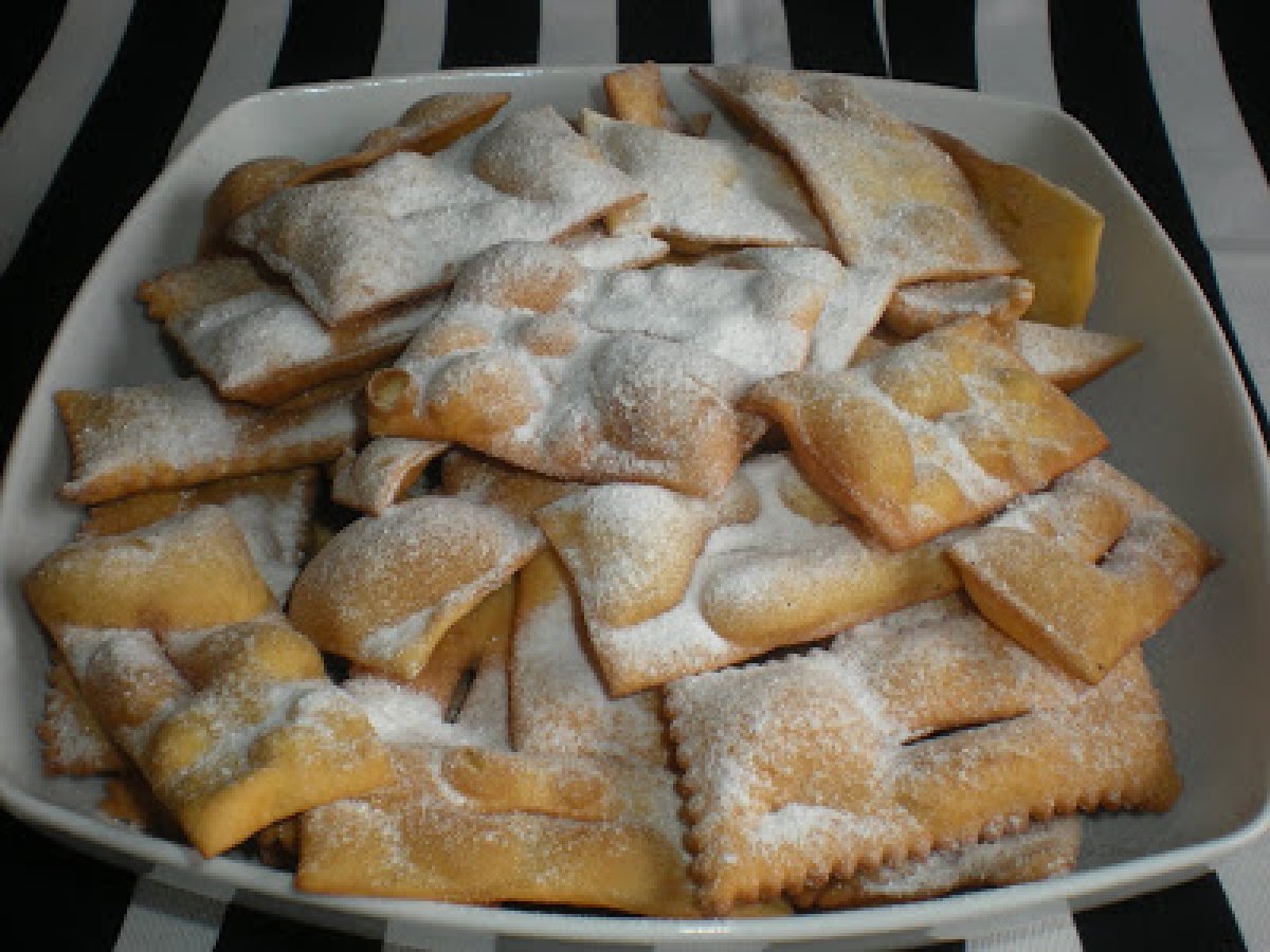 Chiacchiere e sanguinaccio