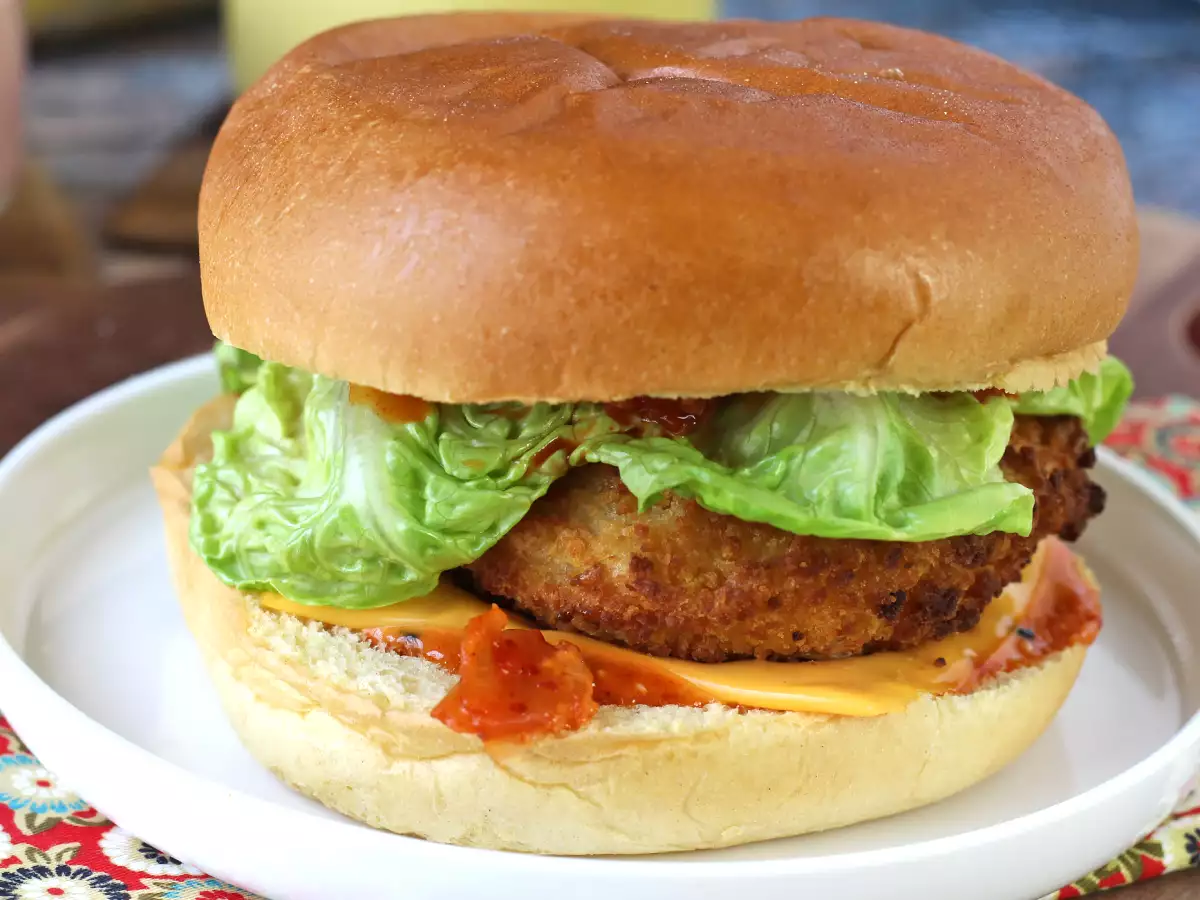ChickenBurger coreano: croccante, leggermente piccante e davvero goloso - foto 7