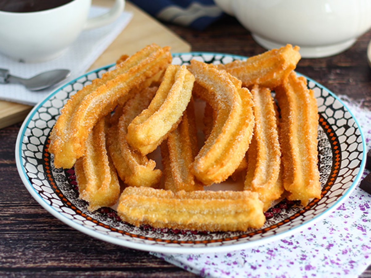 Churros, la ricetta facile per prepararli a casa