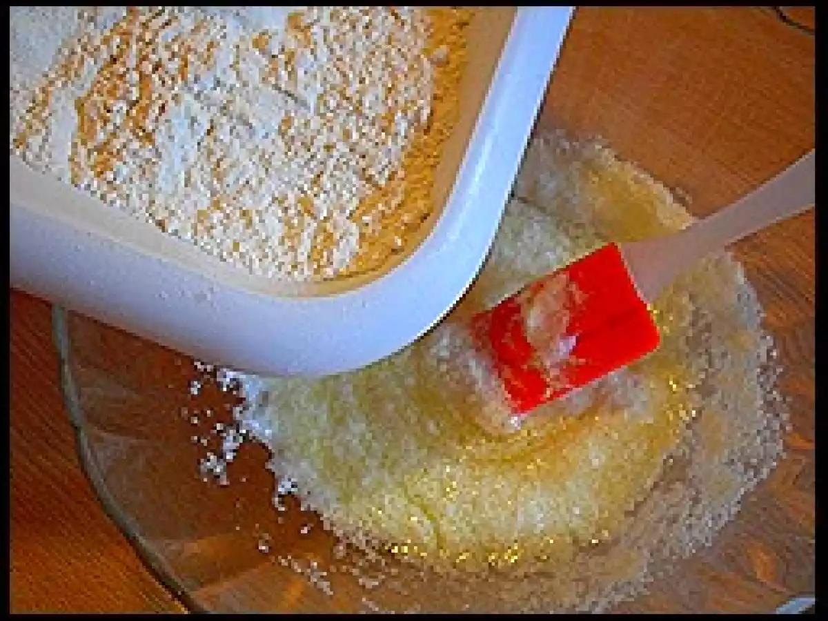 Cialde di biscotto con gelato di panna e fragole - foto 8