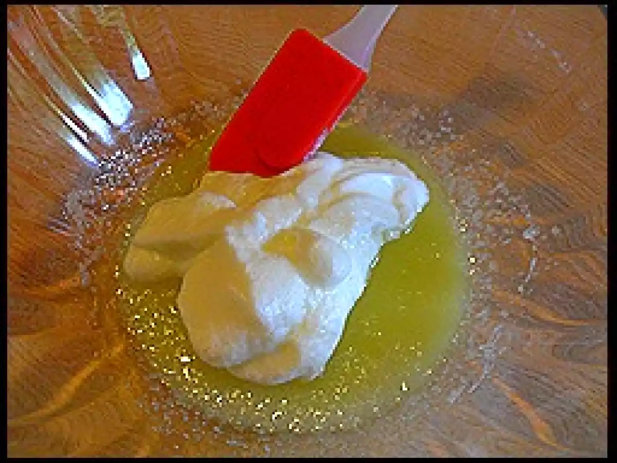 Cialde di biscotto con gelato di panna e fragole - foto 9