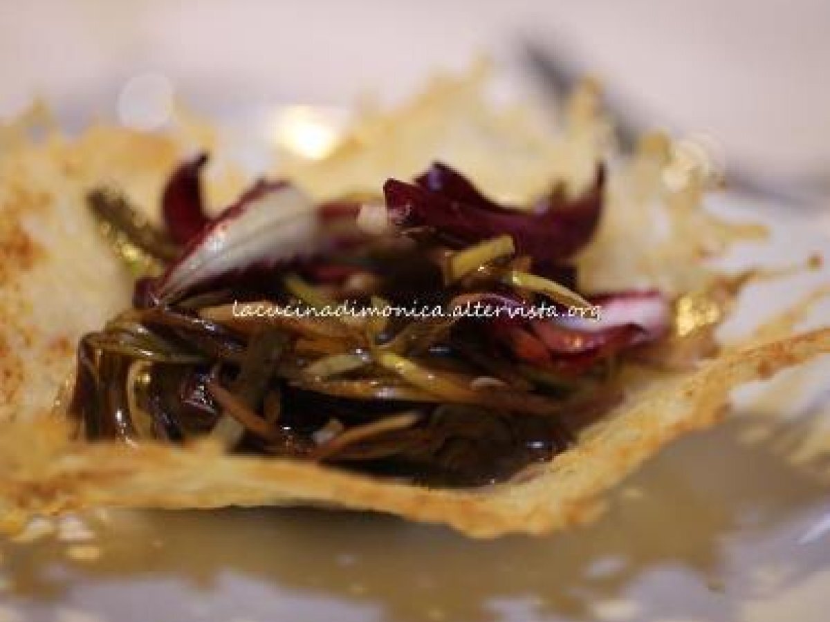 CIALDE DI PECORINO, CARCIOFI E RADICCHIO