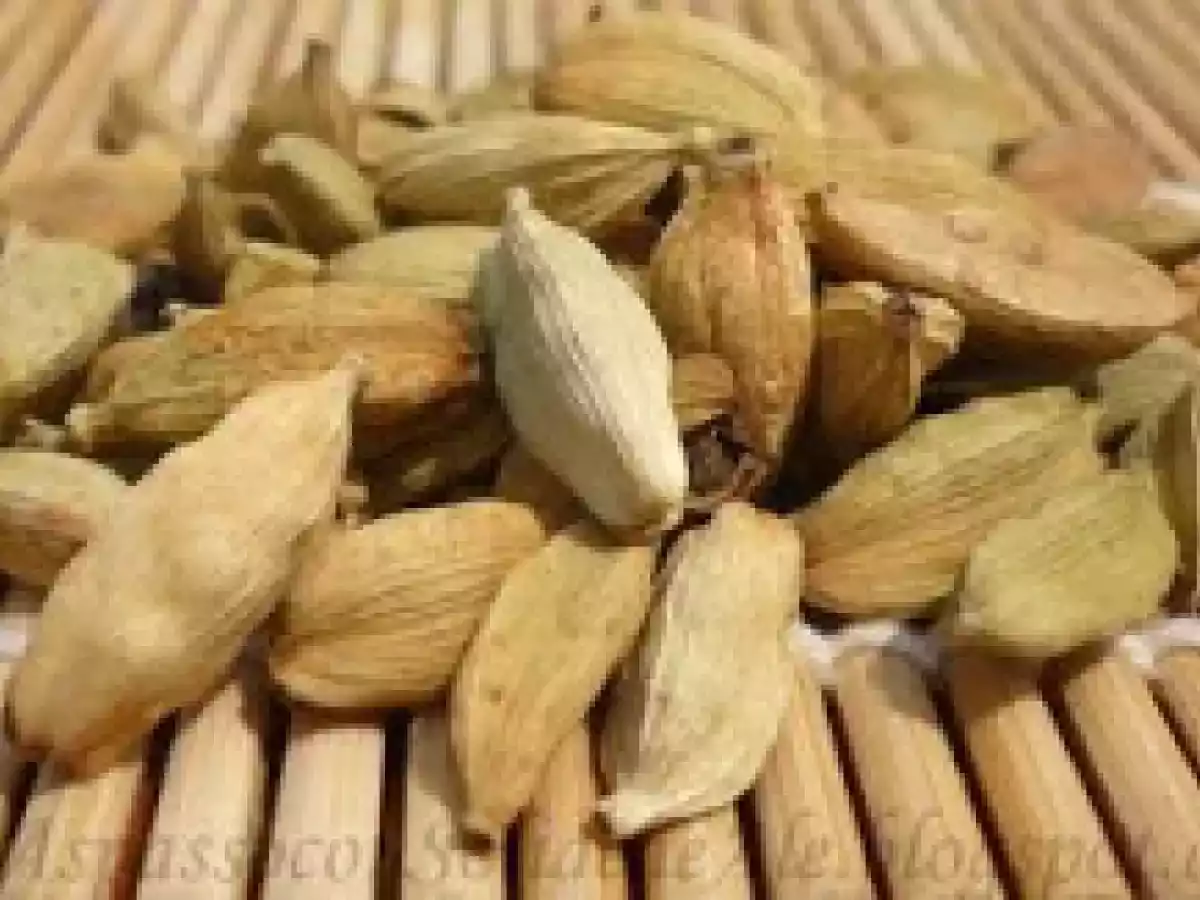 Ciambella al cardamomo