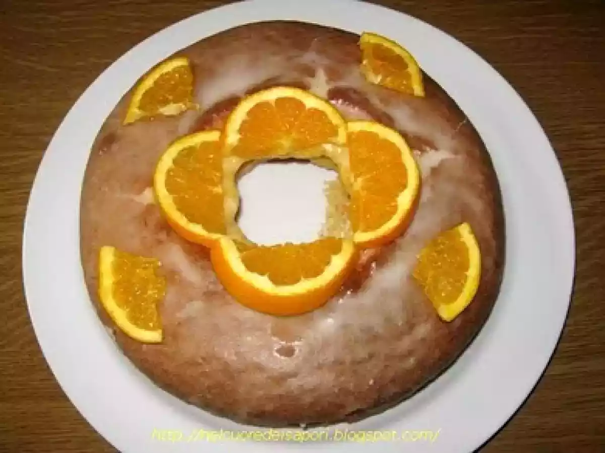 Ciambella all'arancia glassata