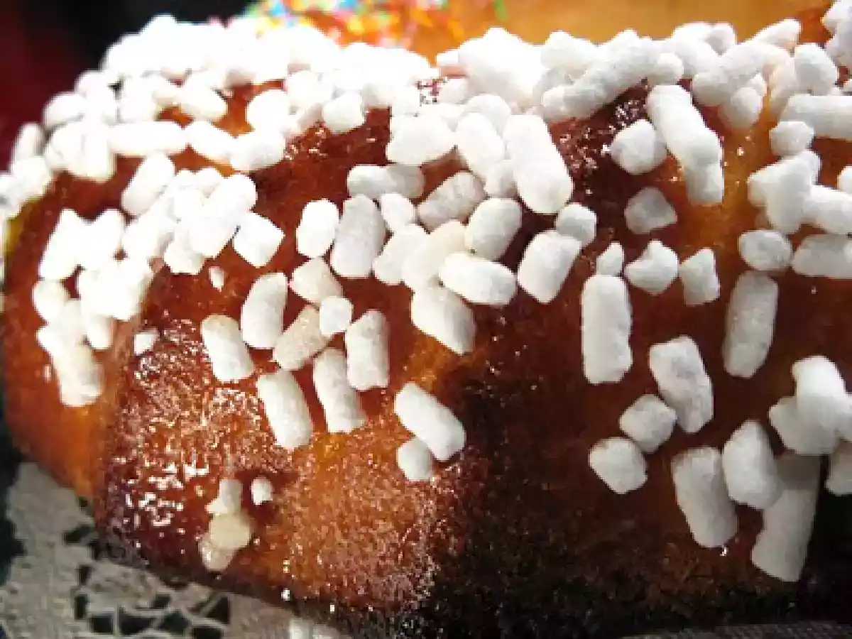 Ciambella delicata agli albumi e...crema pasticcera