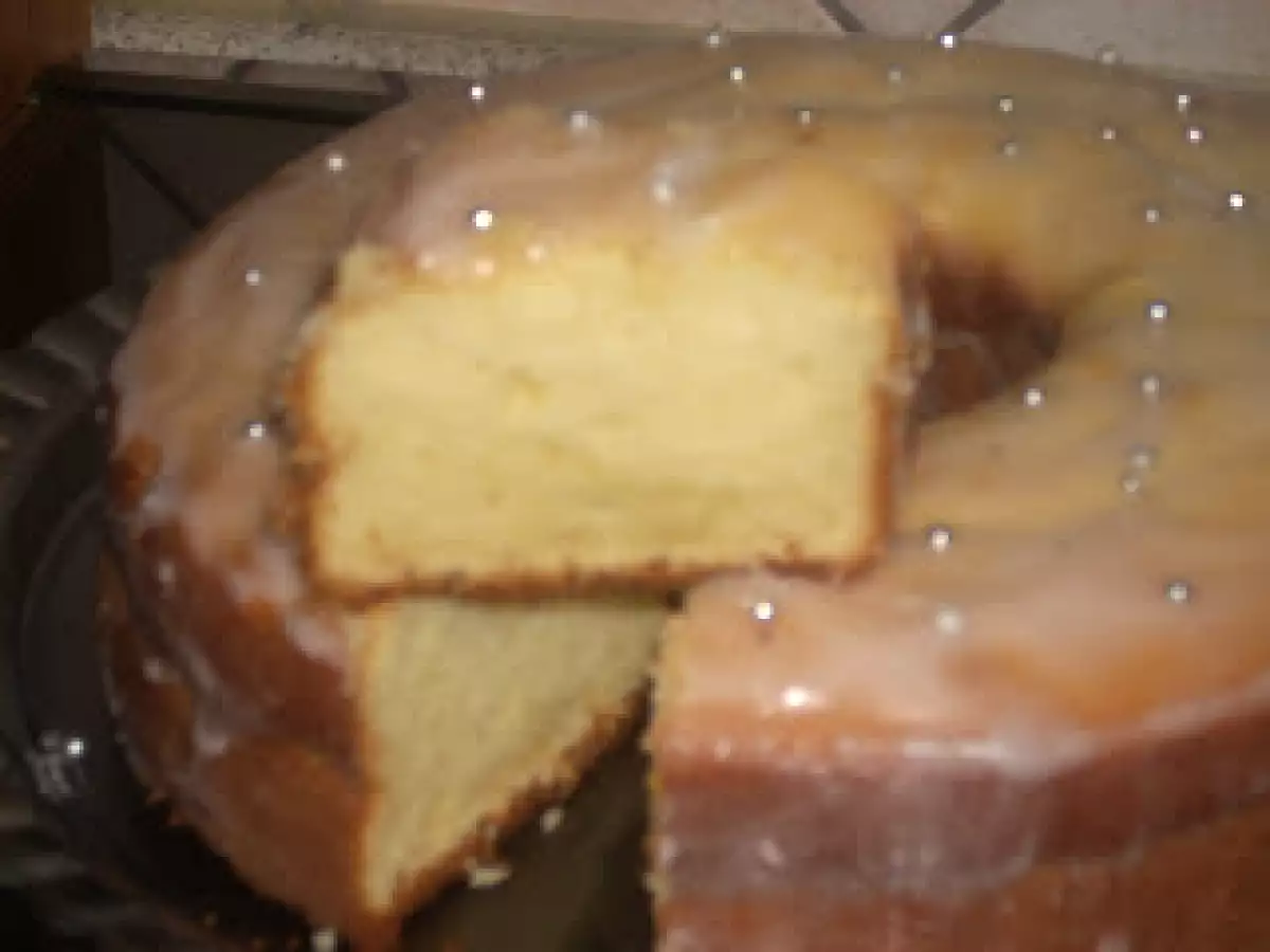 CIAMBELLA DI RICOTTA CON GLASSA AL COCCO - foto 3