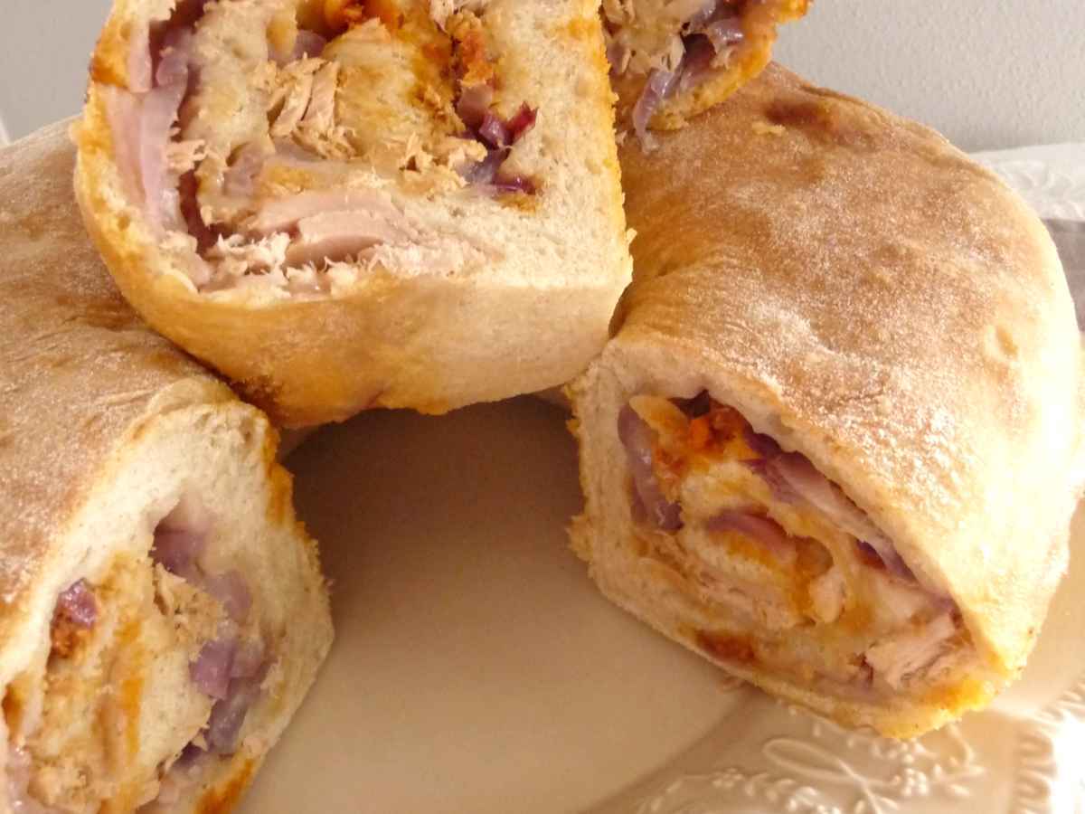 Ciambella di tonno, 'nduja e cipolla di Tropea
