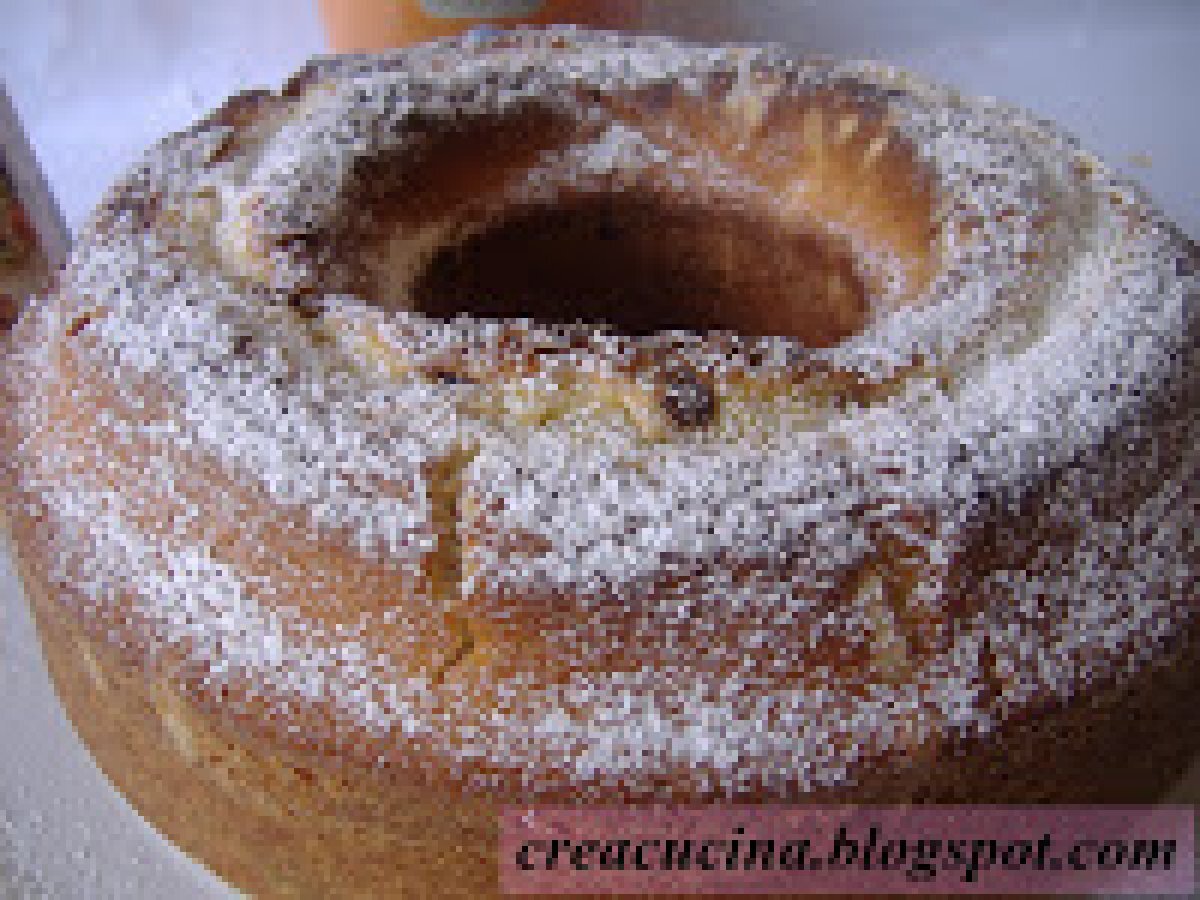 CIAMBELLA MORBIDONA FARCITA DI NOCCIOLATA