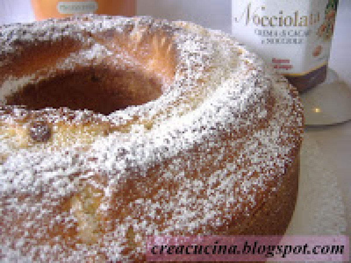 CIAMBELLA MORBIDONA FARCITA DI NOCCIOLATA - foto 5