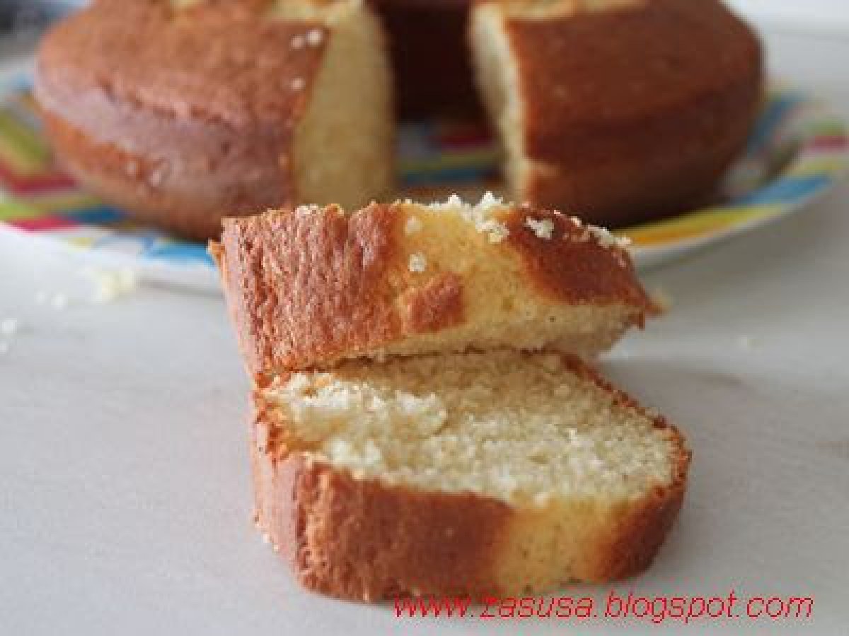 Ciambella ricotta e yogurt