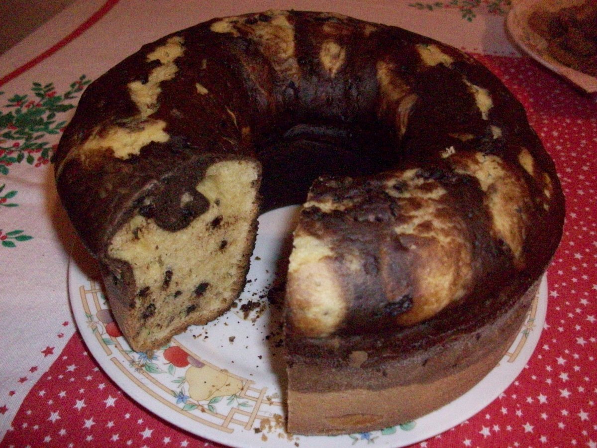 Ciambellone bicolore