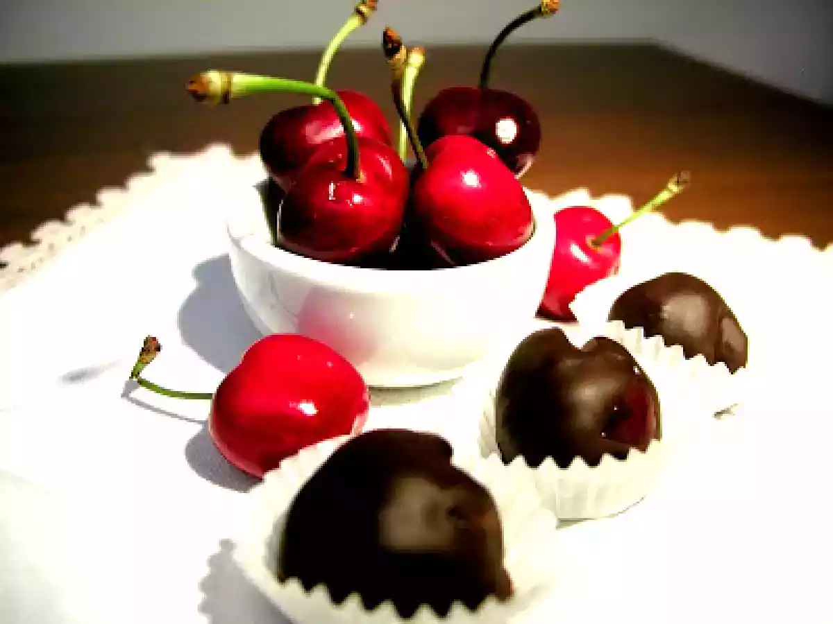 Ciliegie al maraschino ricoperte di cioccolato