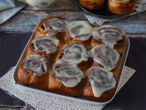 Cinnamon rolls, la ricetta facile per preparare delle soffici girelle alla cannella - foto 7