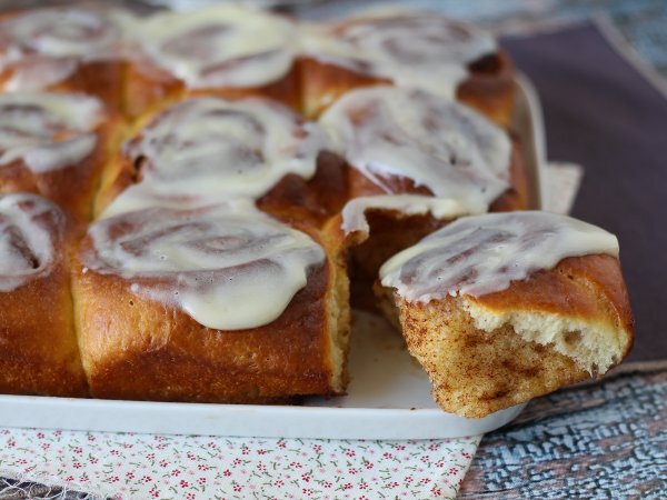 Cinnamon rolls, la ricetta facile per preparare delle soffici girelle alla cannella - foto 8