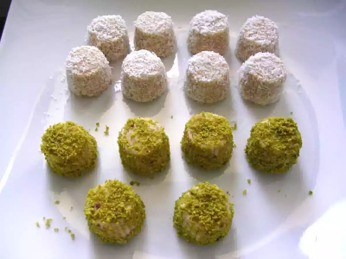 Cioccolatini Raffaello al Cocco e al Pistacchio