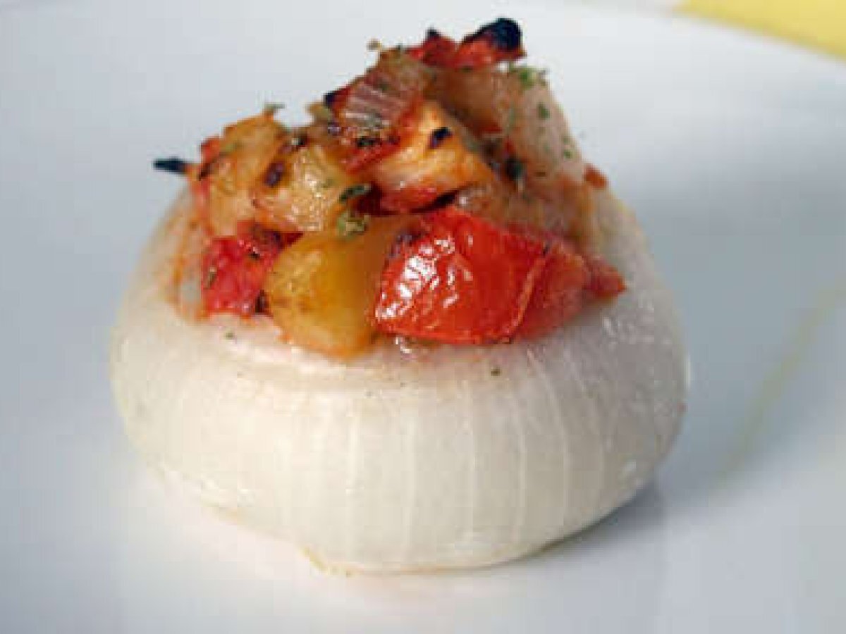 Cipolle ripiene di melanzane