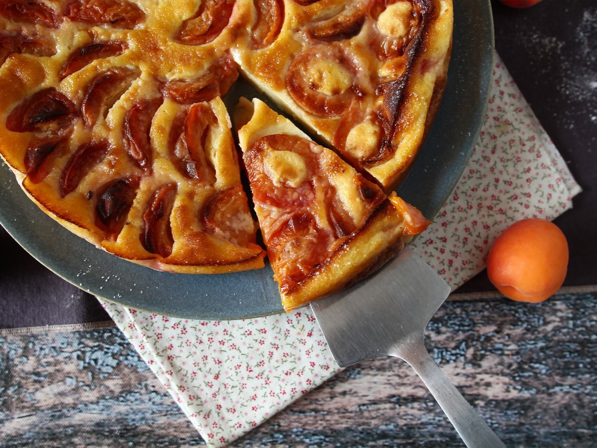 Clafoutis alle albicocche, un dolce delizioso e facile da preparare - foto 6