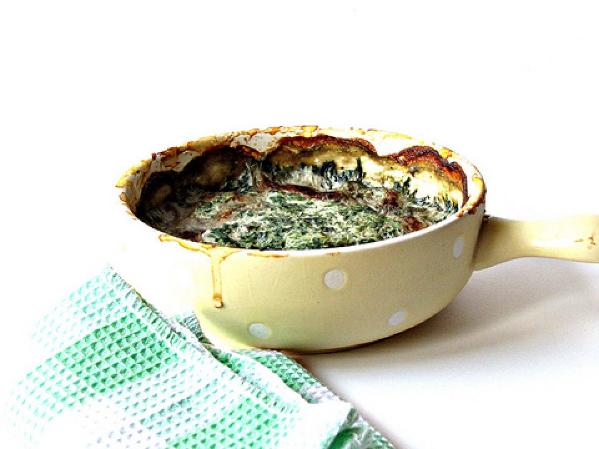 Cocottes di Patate e Funghi con Crema di Spinaci