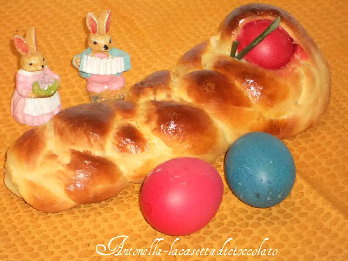 Colomba con l' uovo o titola