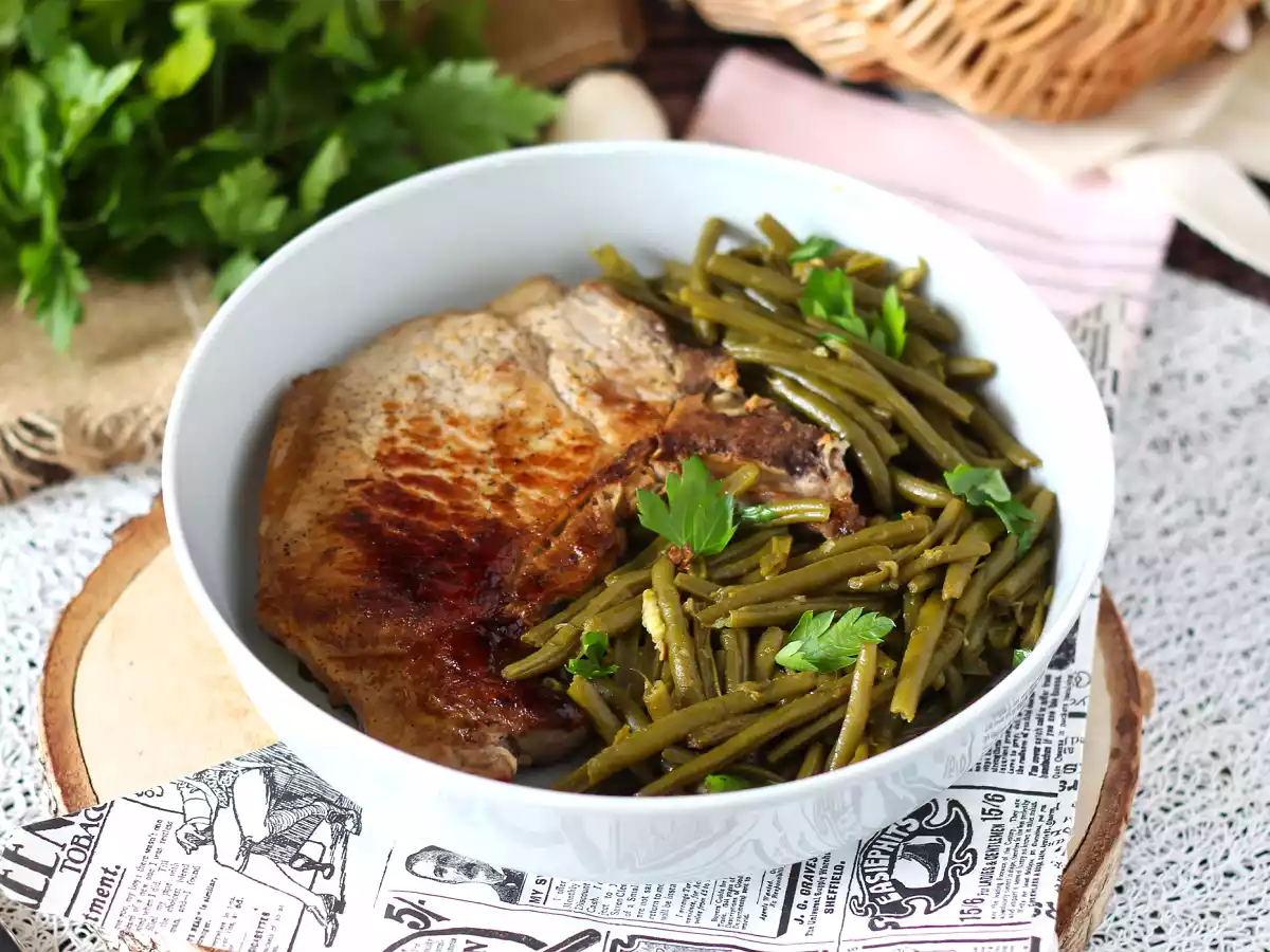 Come cuocere la costata di maiale in padella?