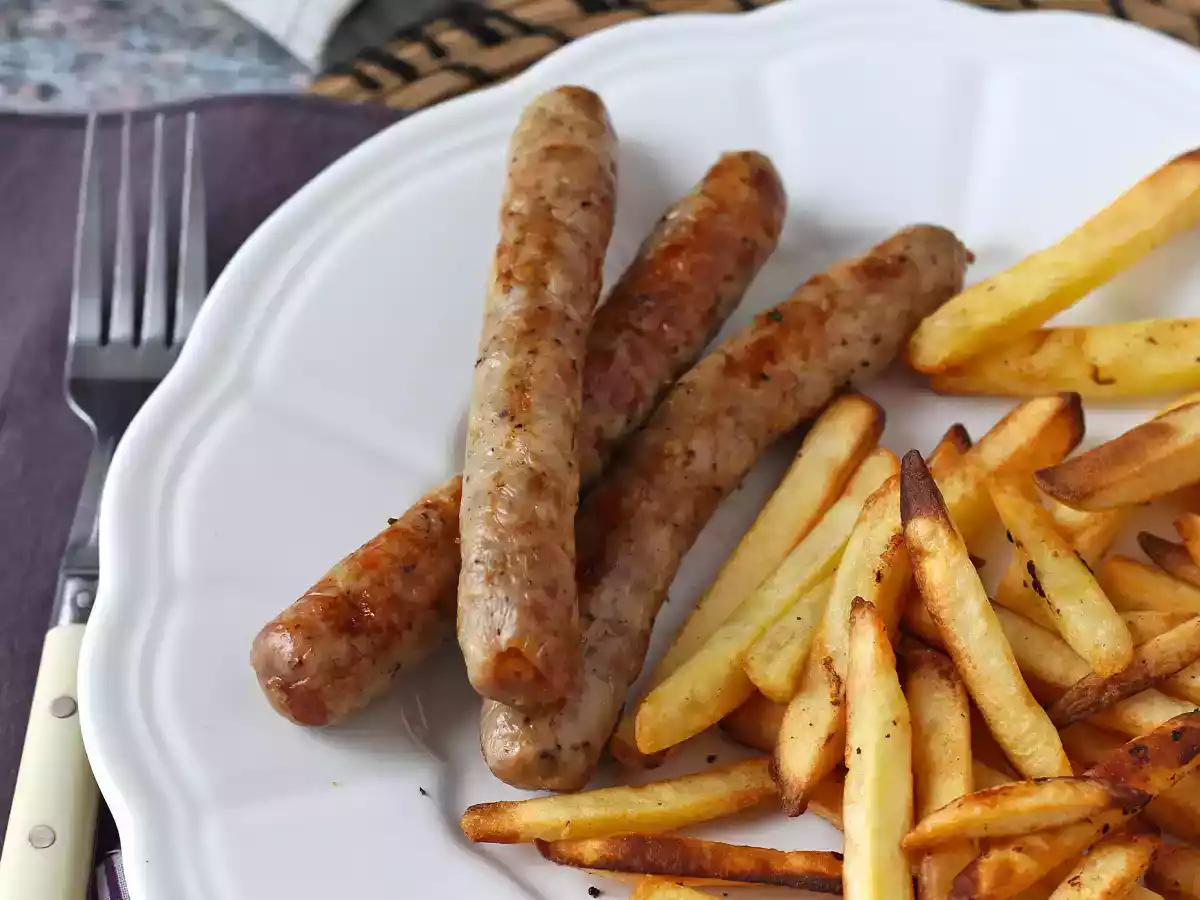 Come cuocere le salsicce in friggitrice ad aria? - foto 2