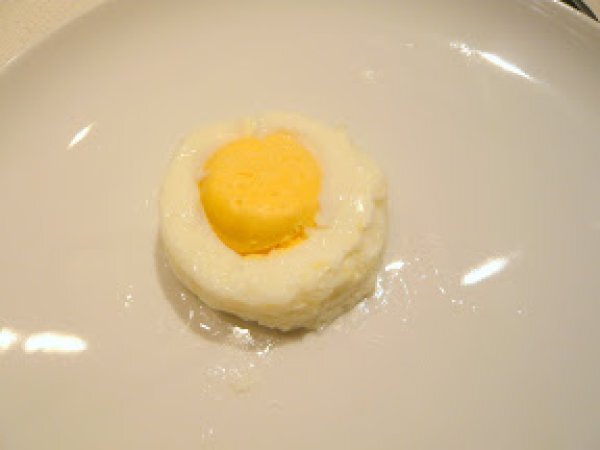 Xkfgcm 4 Pezzi Strumento per Uova al Vapore Caldaia del bracconiere delluovo Stampi Uovo al Vapore Uovo Strumento Egg stampi Uova al Forno Fantasia Stampo per Dolci Strumenti di Cottura 
