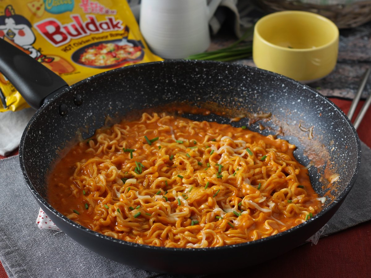 Come preparare i Buldak gusto formaggio - foto 5