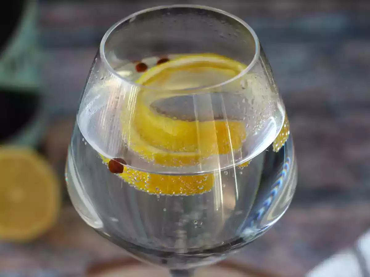 Come preparare il Gin Tonic: le dosi per un drink perfetto! - foto 4