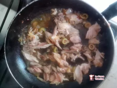 Come utilizzare il pollo cotto nel brodo