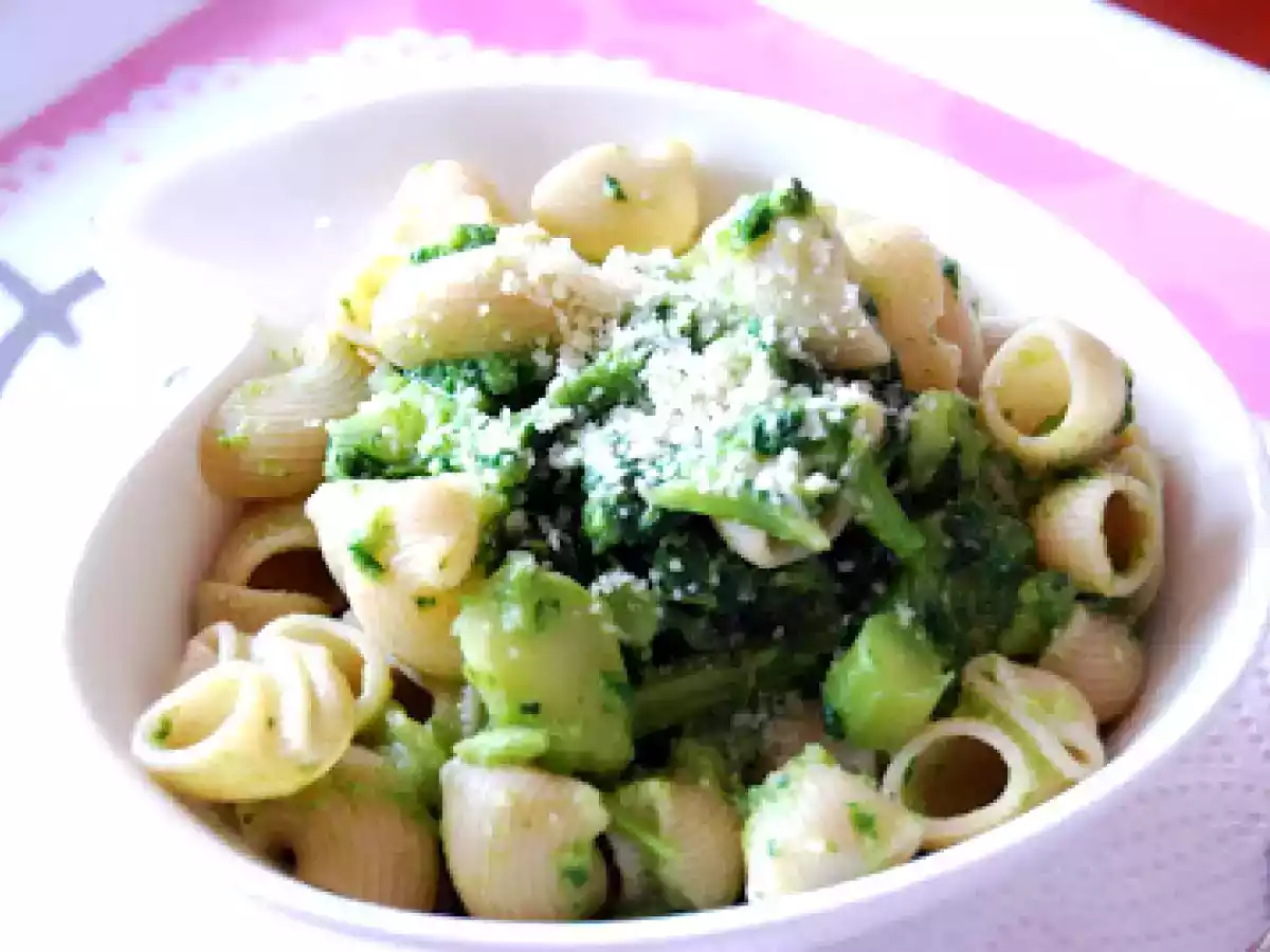 Conchiglie, Cime di Rapa e Pesto di....