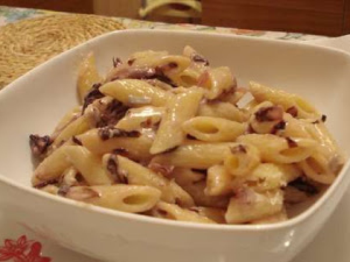 Conchiglioni Radicchio e Salsicce