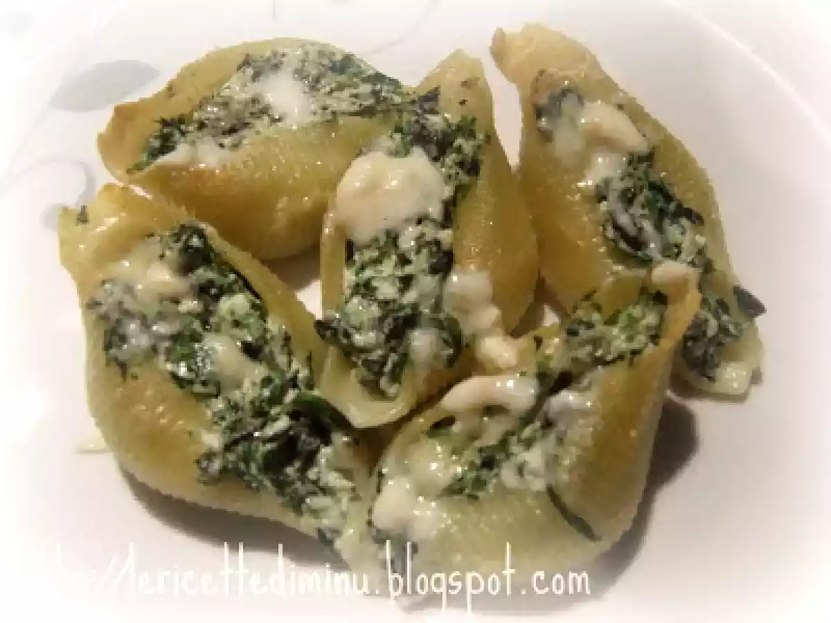 Conchiglioni ripieni con spinaci e ricotta