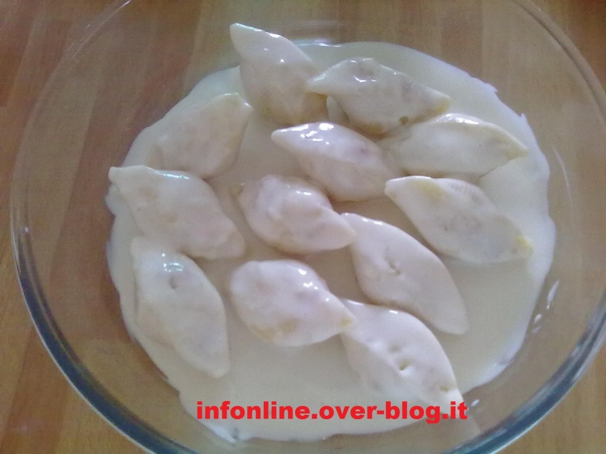 Conchiglioni ripieni di patate, cipolle e pancetta - foto 2