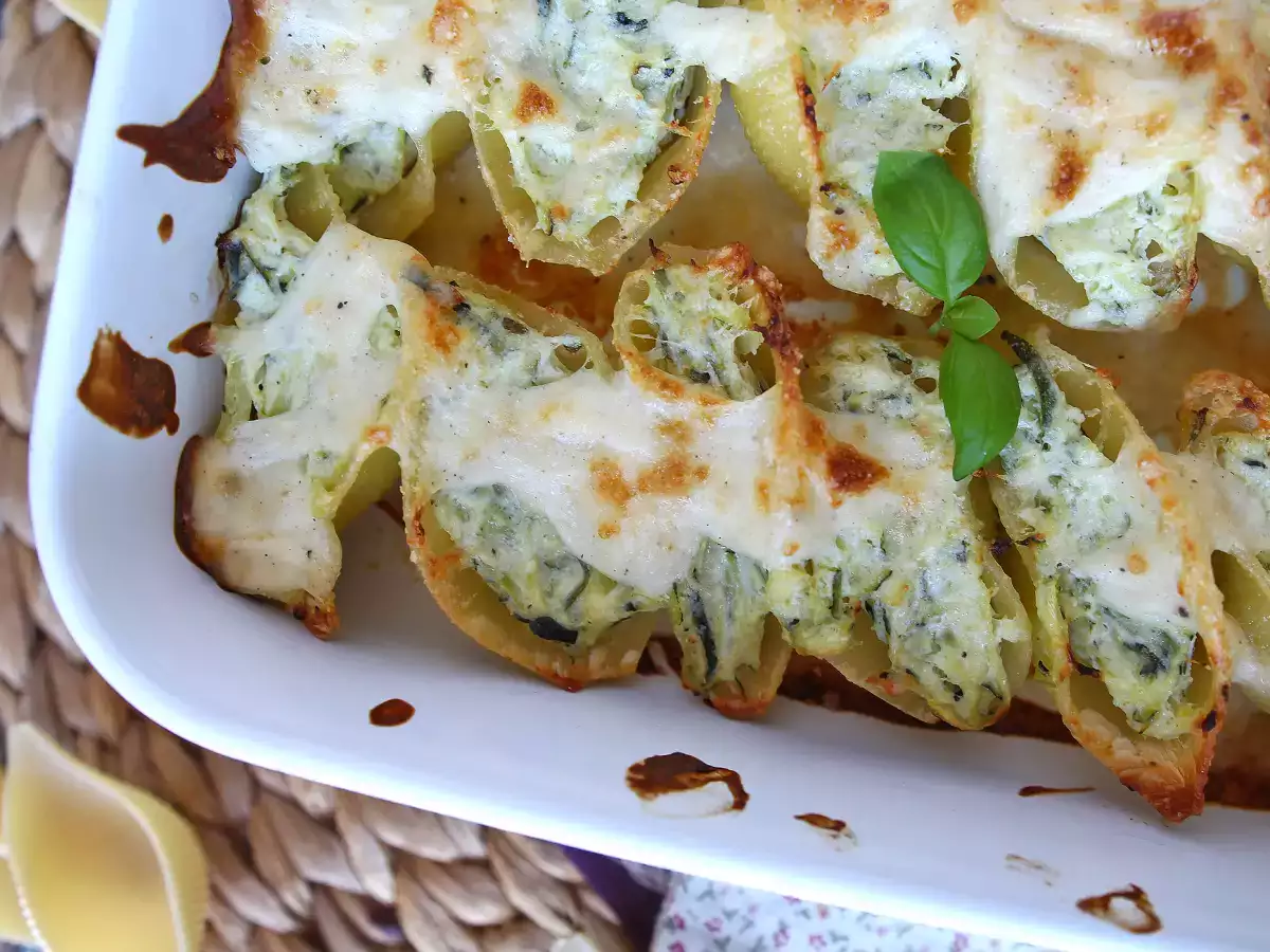 Conchiglioni ripieni ricotta, zucchine e limone: cremosi e gratinati al forno - foto 3