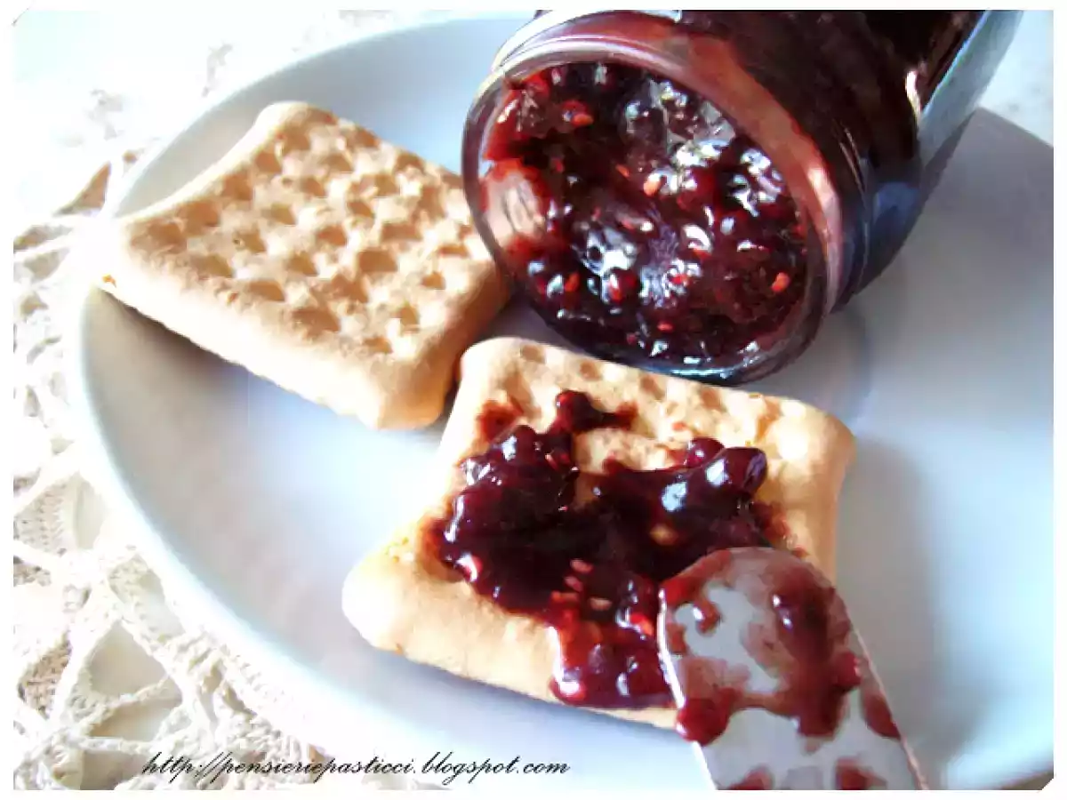 Confettura di cioccolato, more e lamponi - foto 2