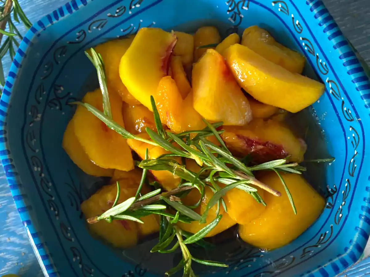 Confettura di pesche e rosmarino metodo C. Ferber - foto 3