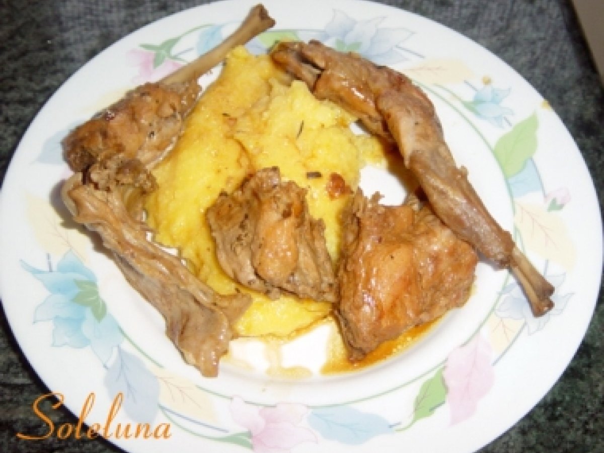 CONIGLIO CON POLENTA ALLA BERGAMASCA
