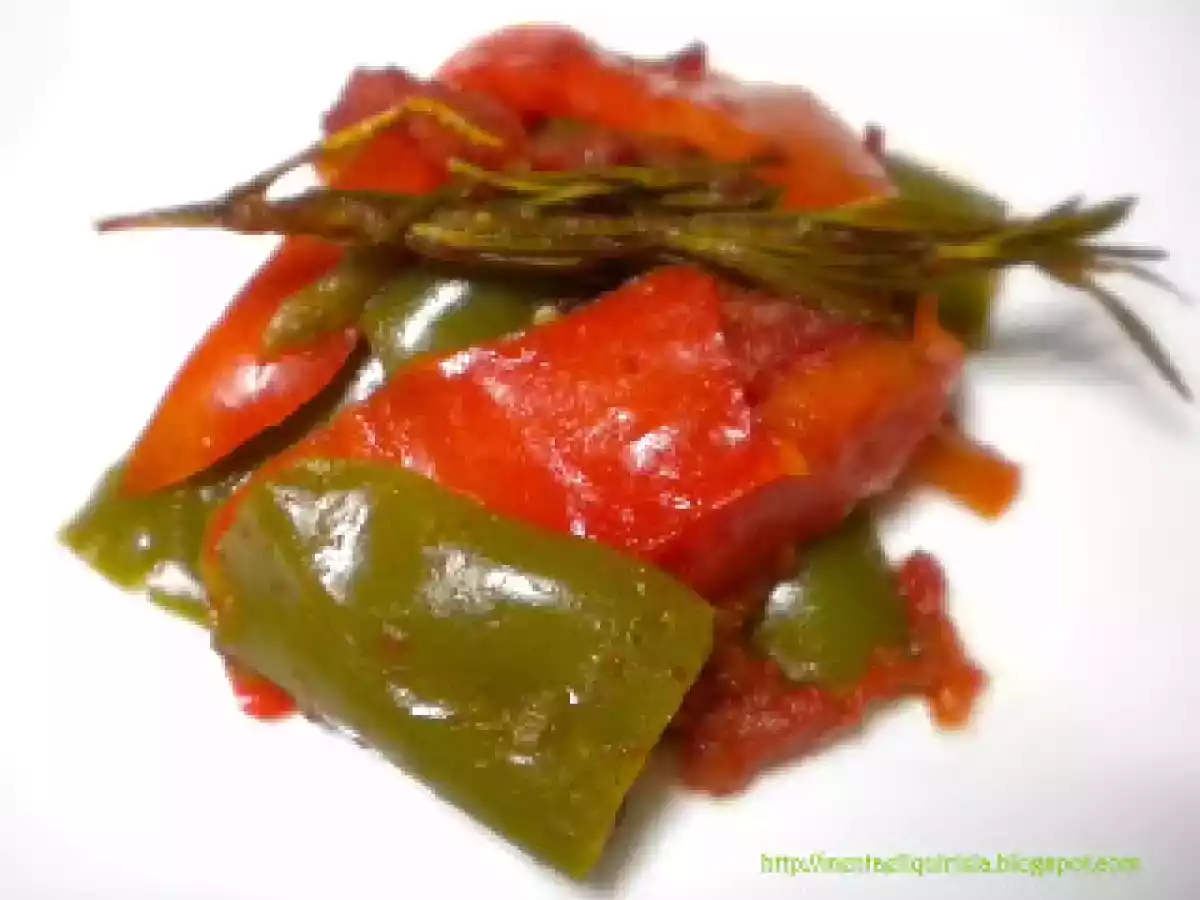 CONTORNO DI PEPERONI IN PADELLA COL ROSMARINO