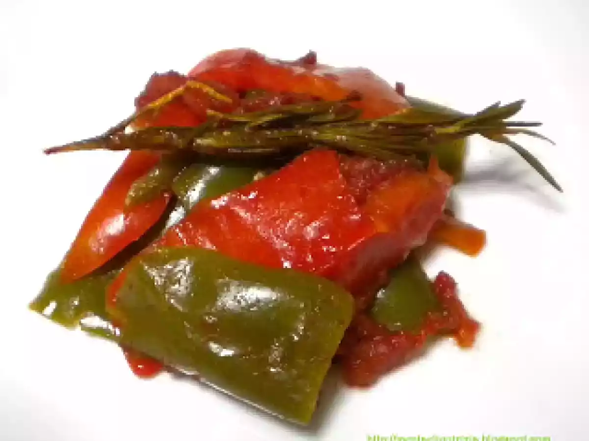 CONTORNO DI PEPERONI IN PADELLA COL ROSMARINO - foto 3