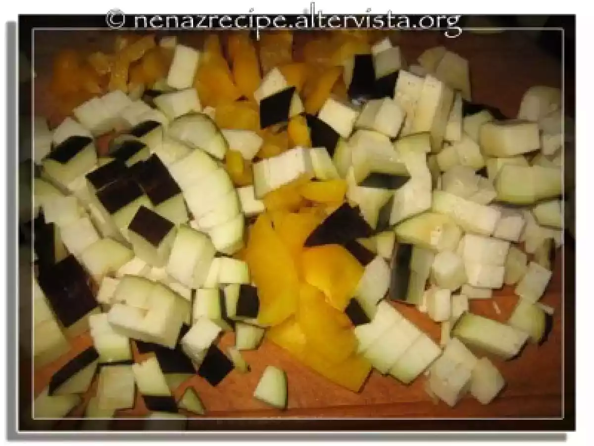 Contorno misto di melanzane e peperoni - foto 3